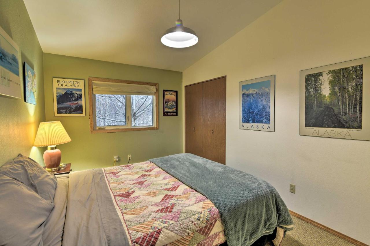 Spacious Family Home With Deck And Million-Dollar View Anchorage Exterior foto